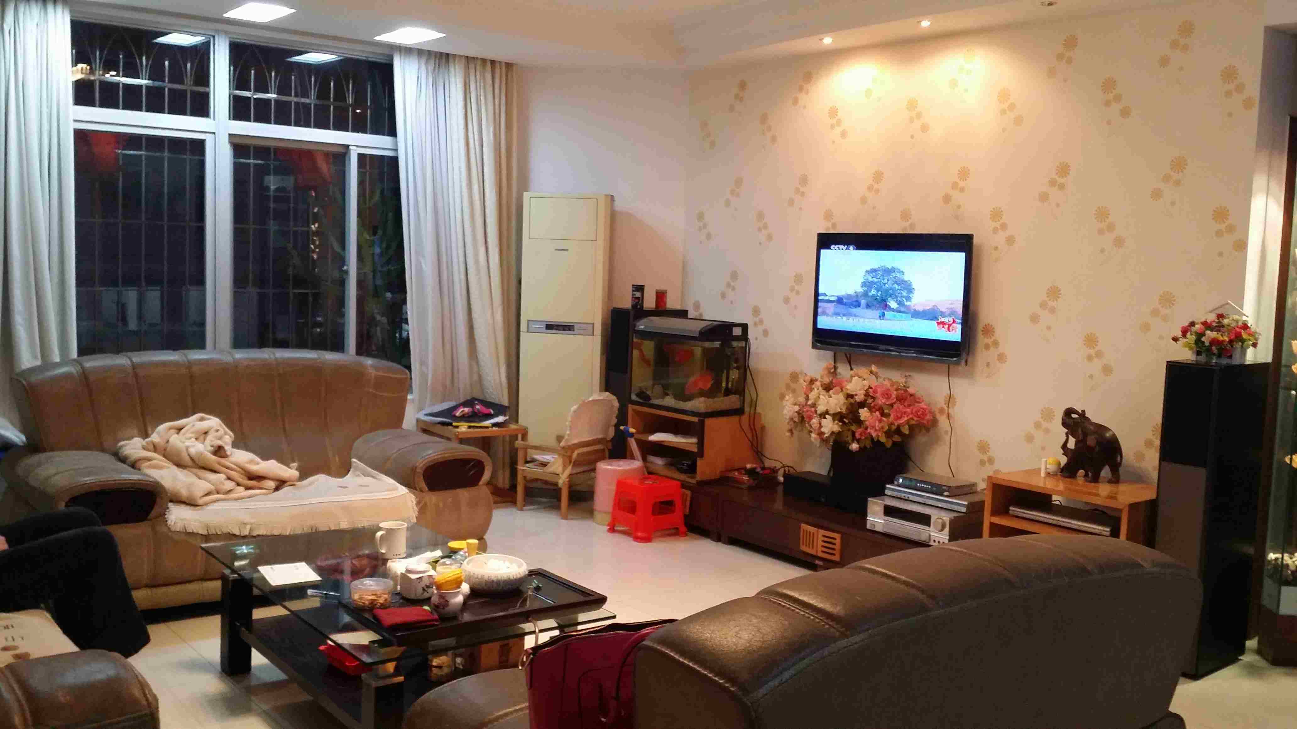 莲东集资房全套家具家电出租