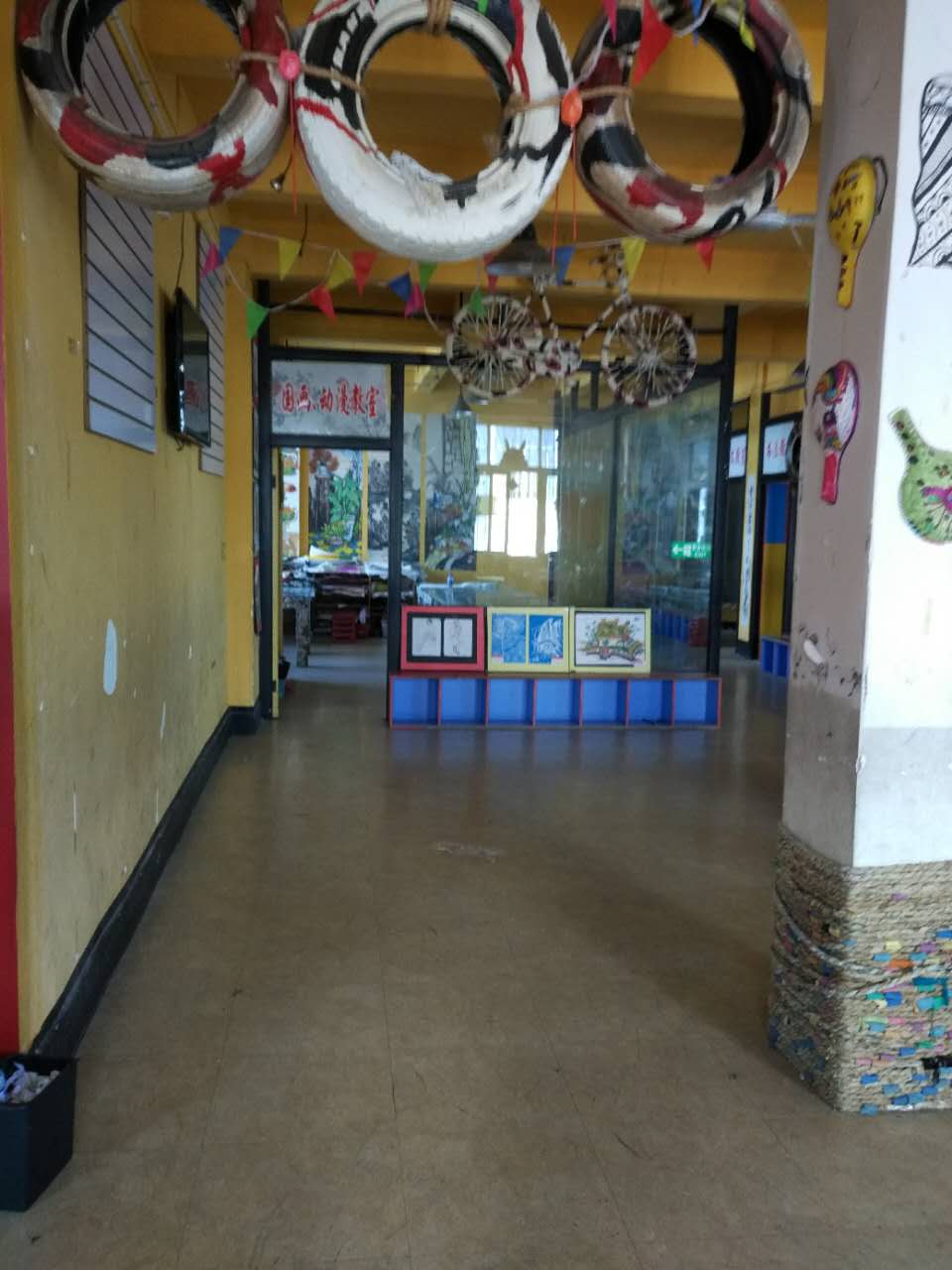  莲花山建设大厦旁 大面积旺铺出租