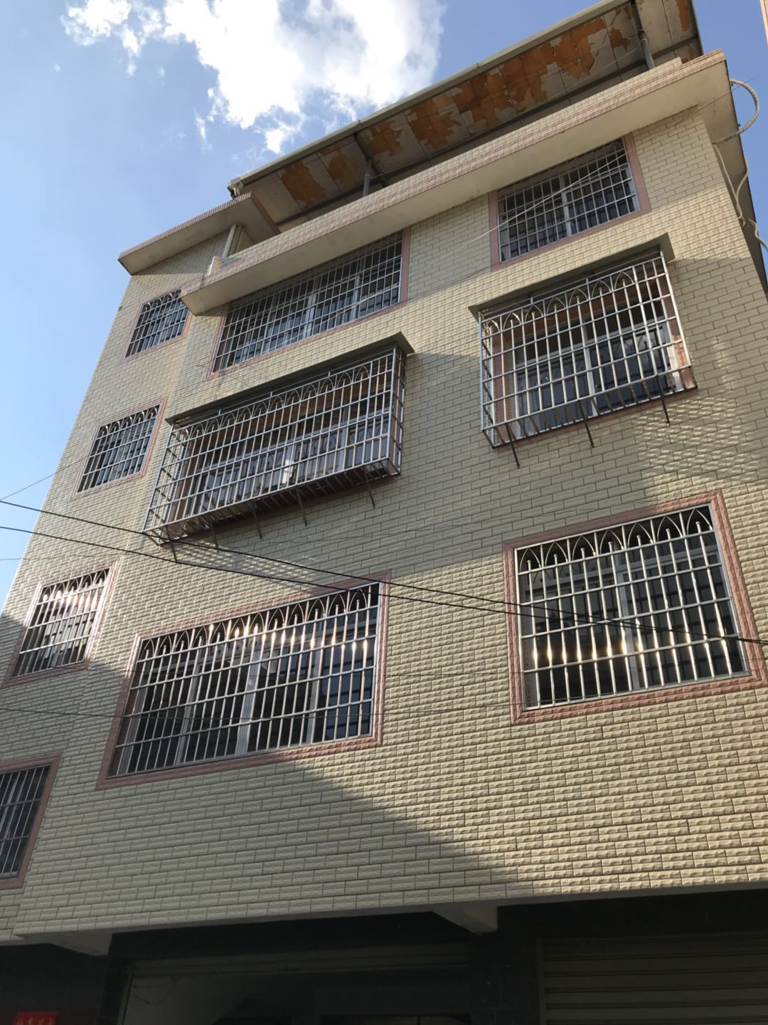铁山房屋出售